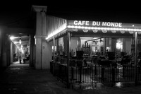 closing time at cafe du monde